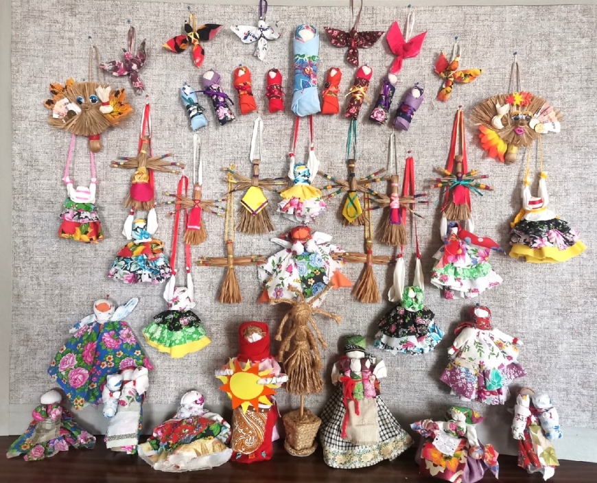 Куклы и игрушки (оберег для дома) – купить изделия ручной работы в магазине internat-mednogorsk.ru